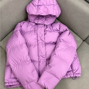 Lululemon Wunder Puff Cropped size 12